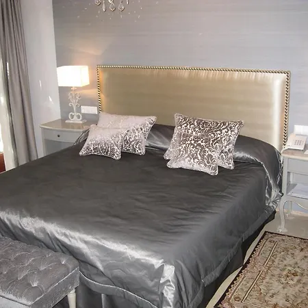 Hotel Hermitage De Casares